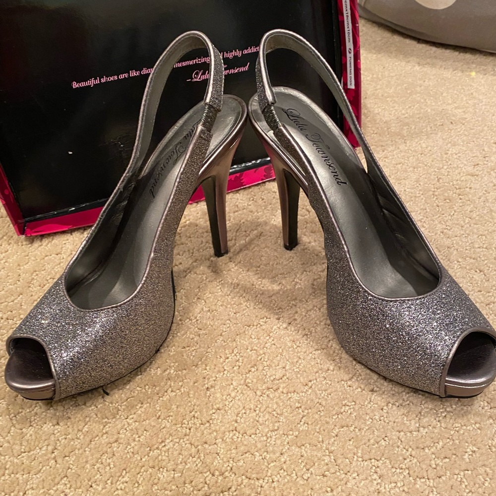 Stunning silver sparkle open toe heels